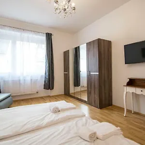 Апарт-отель Minihotel, Грац